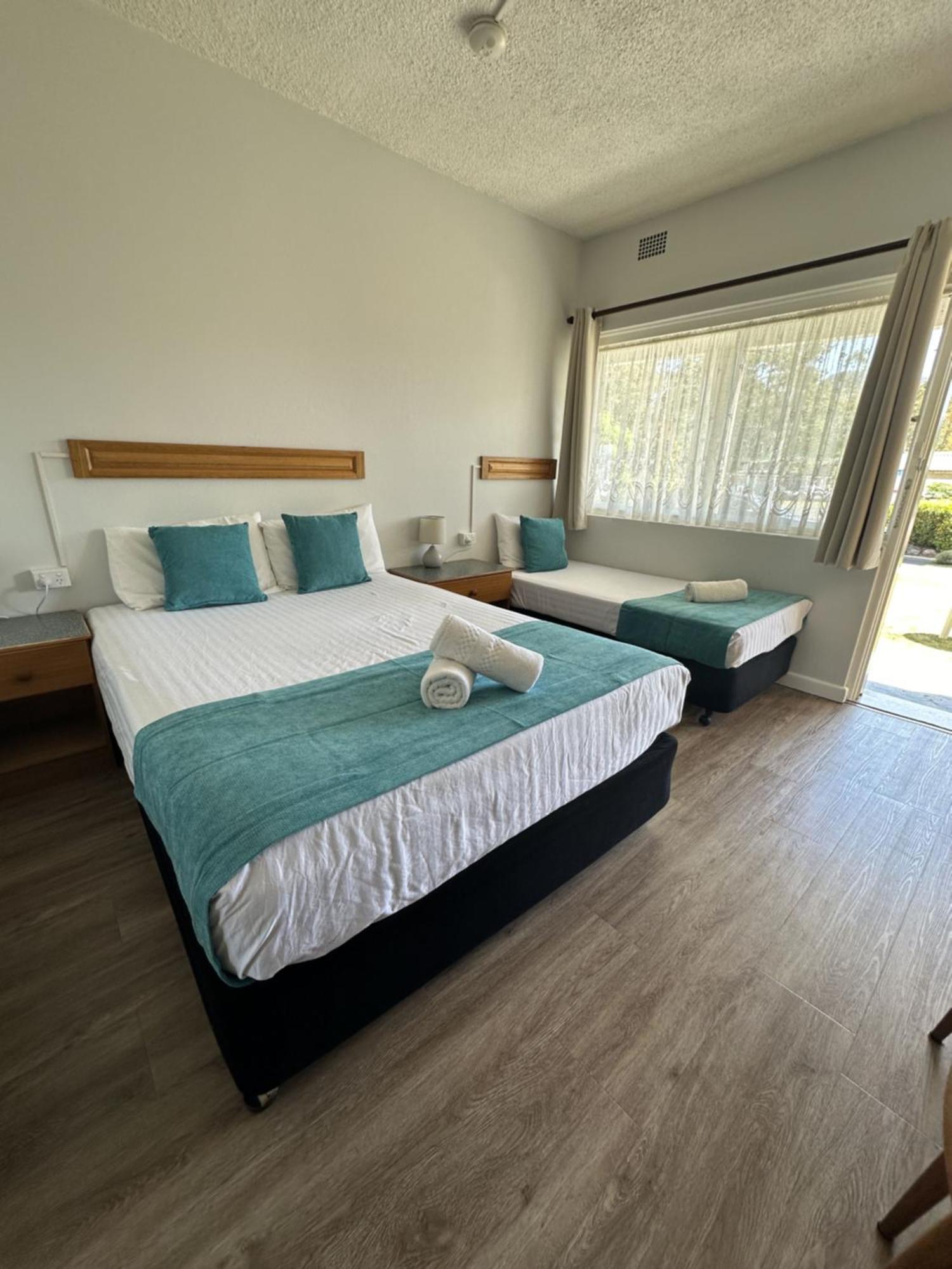 Bucketts Way Motel Gloucester Eksteriør billede