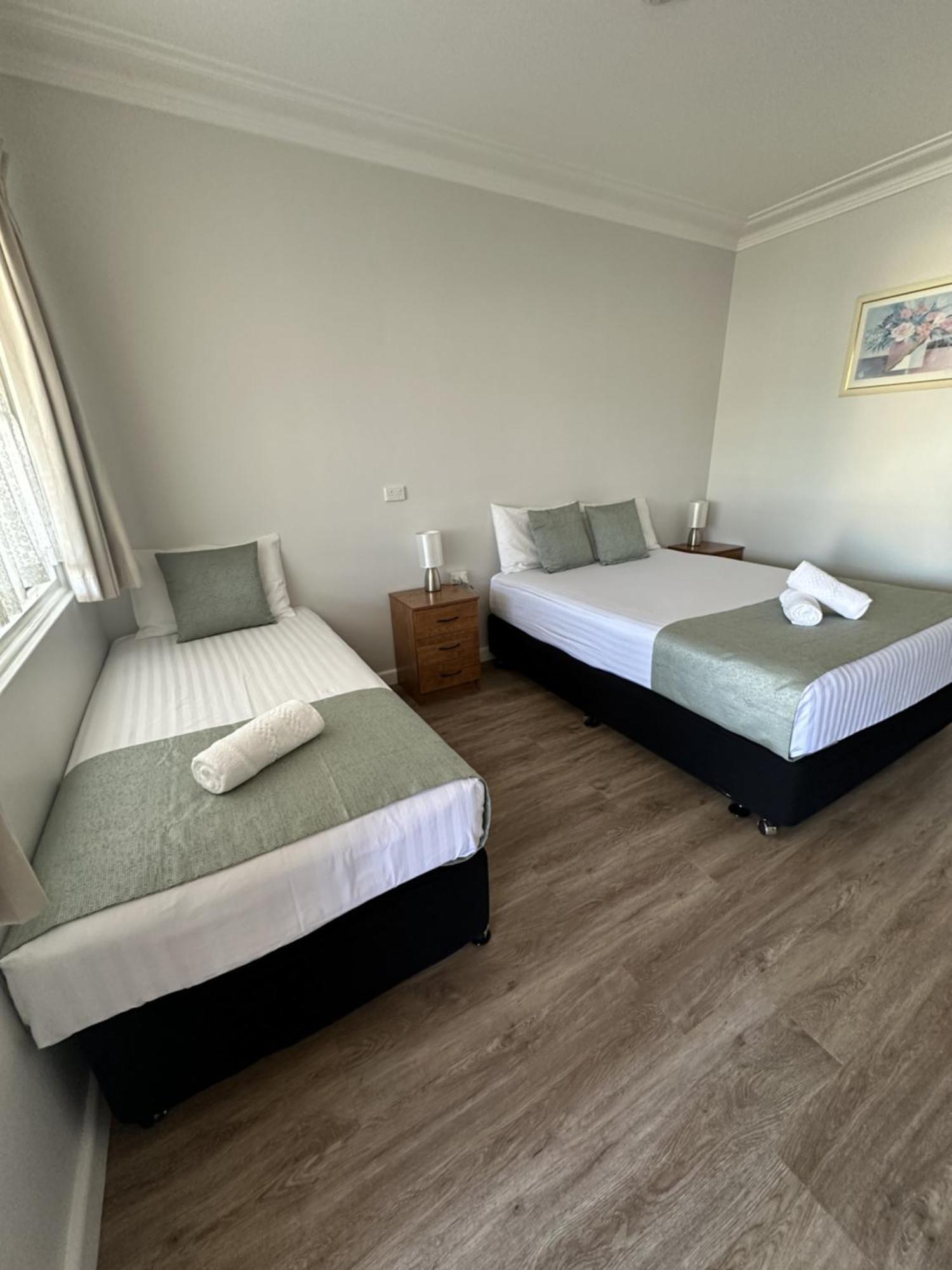 Bucketts Way Motel Gloucester Eksteriør billede